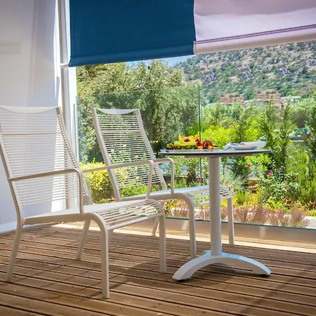 Θέρετρο I & (adults Only)